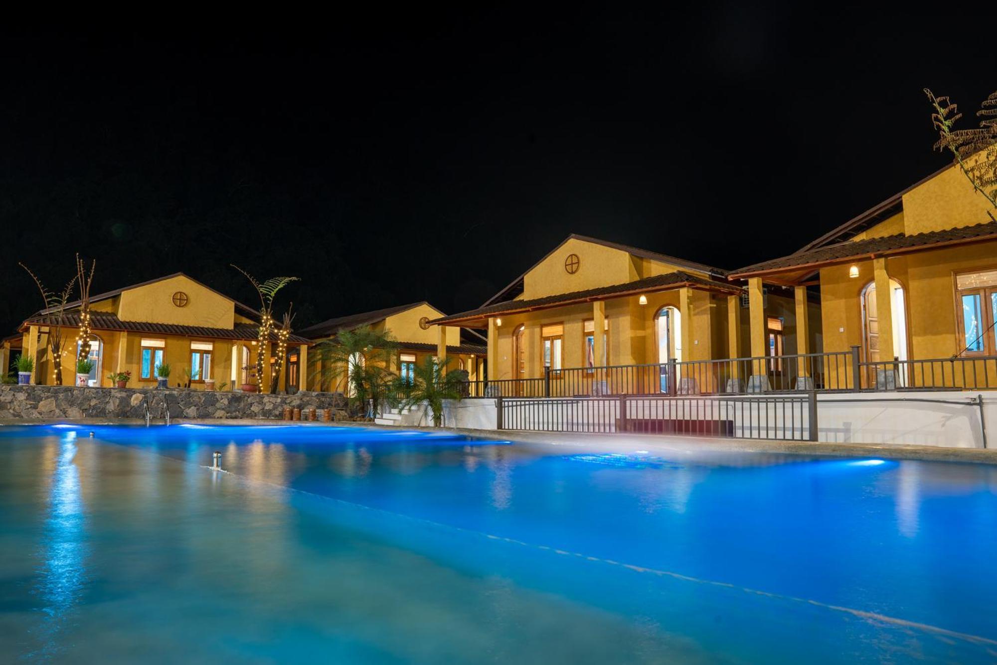 Sky Bay Lodge ハザン エクステリア 写真