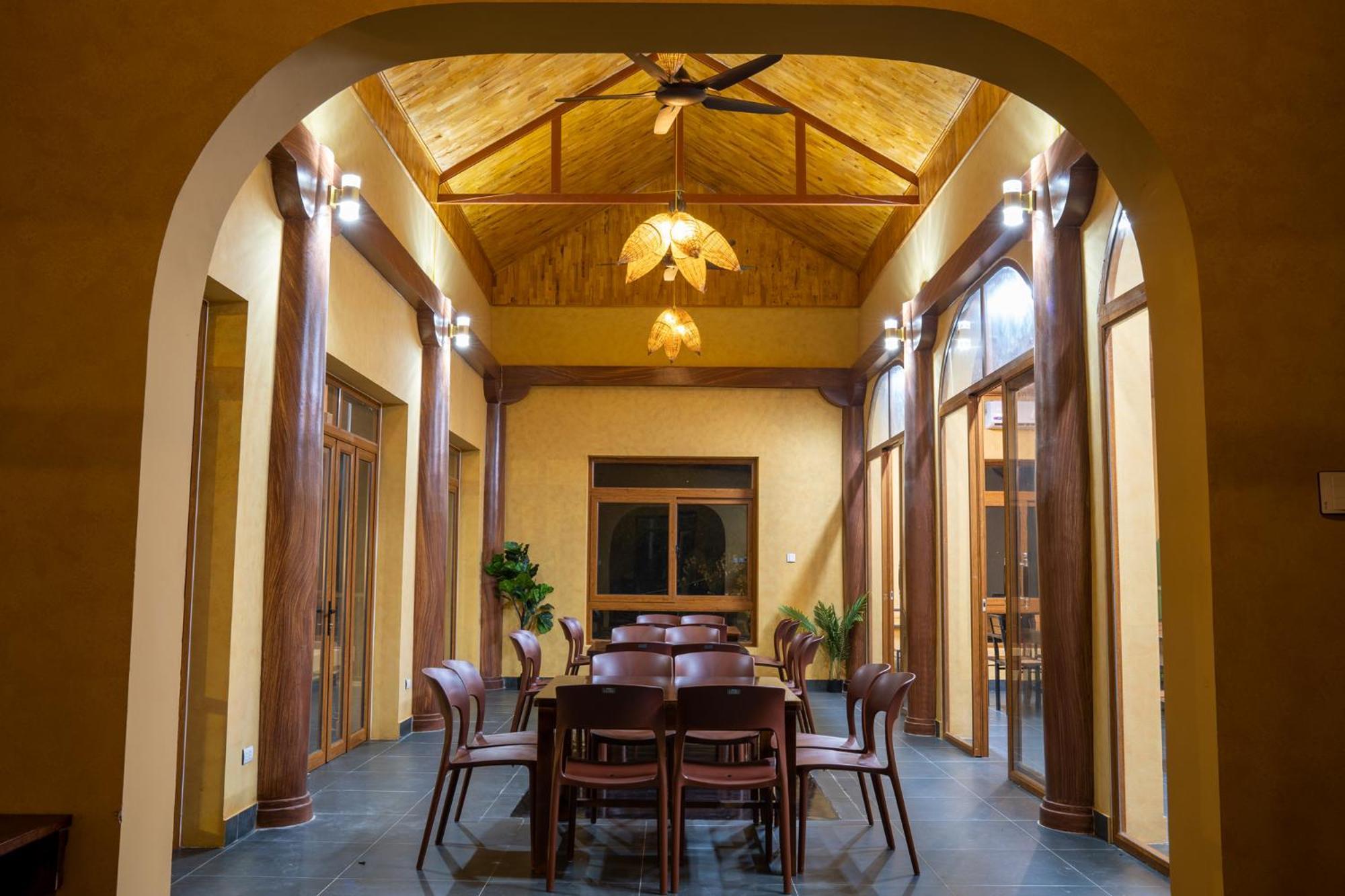 Sky Bay Lodge ハザン エクステリア 写真
