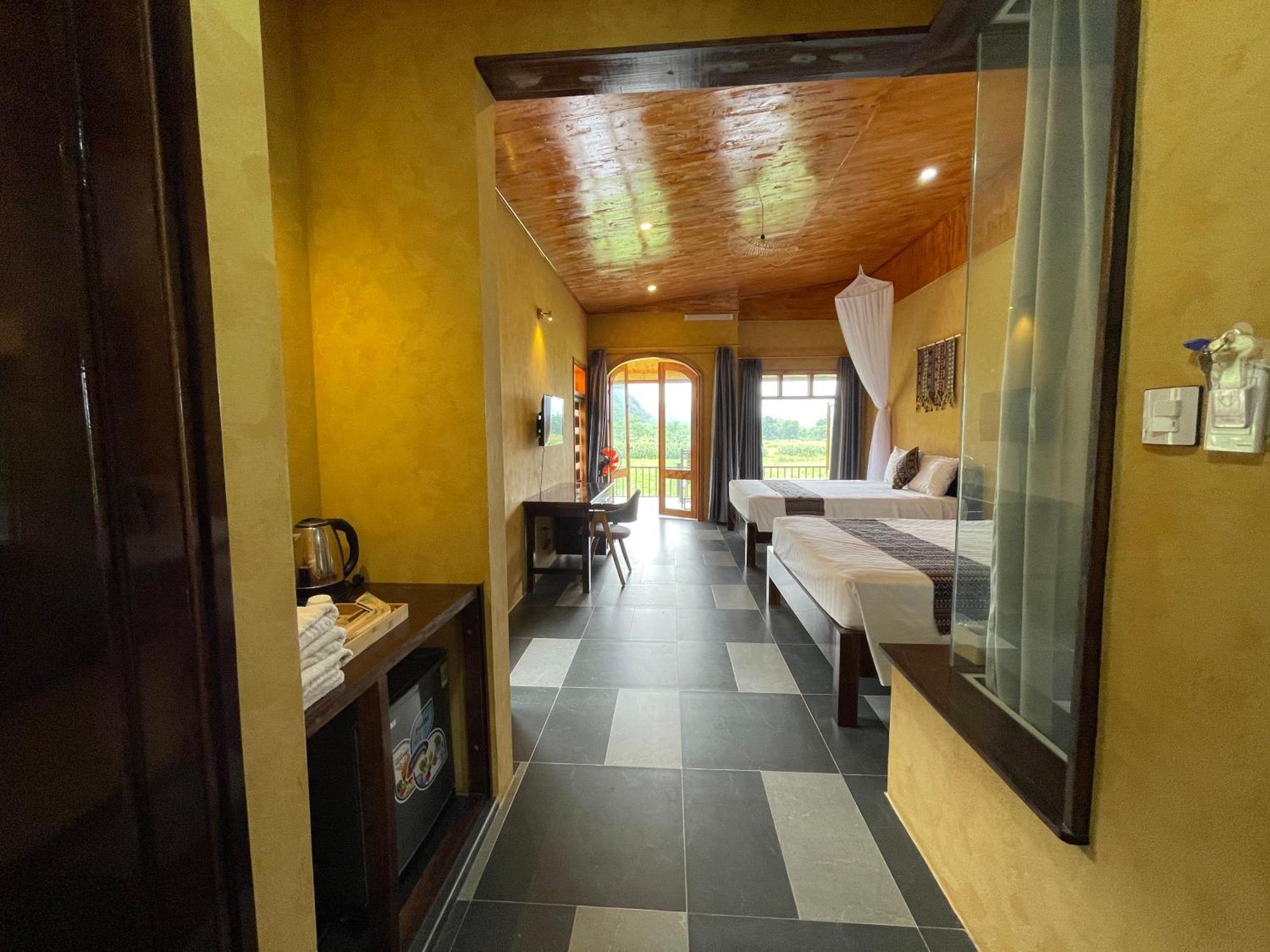 Sky Bay Lodge ハザン エクステリア 写真